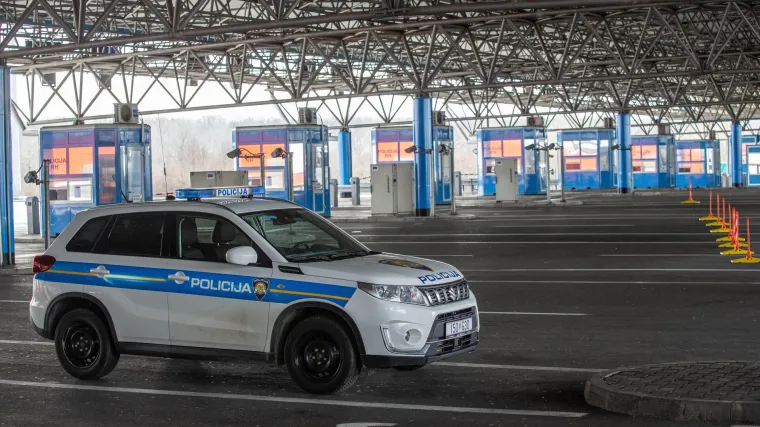 Uhitili &scaron;efa carine na Bajakovu i člana antikoruptivnog vijeća. Sumnjaju da su krali zaplijenjene stvari?