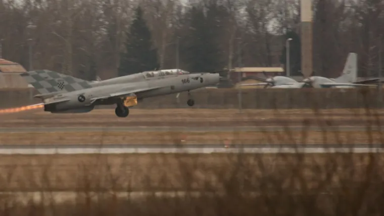 Od danas do petka redovni letovi ratnih aviona HRZ-a. Očekuju i probijanja zvučnog zida, MORH objavio u kojim županijama