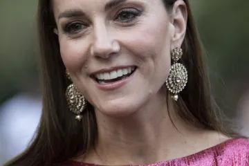 Koliko je briljantan dizajner Kate Middleton kad svaki put nadmaši prethodnu haljinu: Ovo je Kate u najljepšem izdanju ikad