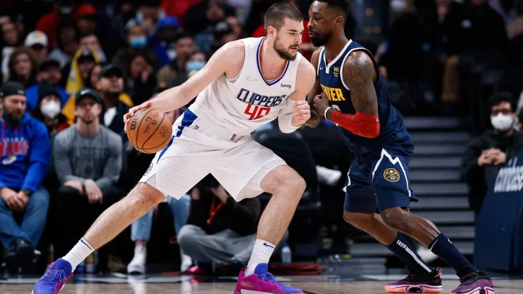 Ivica Zubac te&scaron;ko protiv Jokića, zabio je samo &scaron;est poena. NBA prvaci deklasirali konkurente