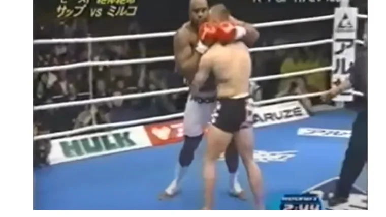 Dan kad je Cro Cop &scaron;okirao sve: Američki Hulk težak 160 kilograma ga je naganjao po ringu, a onda ga je Mirko natjerao da klekne
