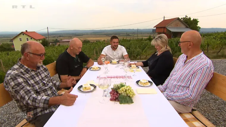 Ukusna večera i nogometna utakmica Davoru su donijeli čak tri desetke i prvo mjesto na tablici