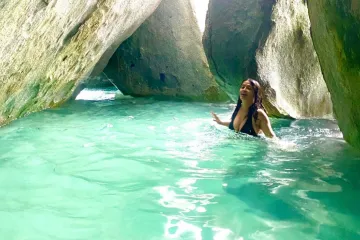 Tijelo Salme Hayek praznik je za sva osjetila: Ona se brčka, a i nama odjednom treba hlađenje