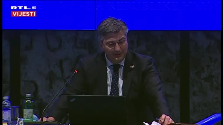 Plenković na sjednici Vlade: 'Istraga je u tijeku. Na letjelici je bila postavljena aviobomba'