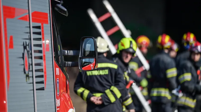 Preminula starija osoba, mu&scaron;karca iz kade izvlačili vatrogasci
