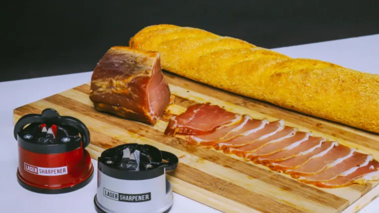 Ako va&scaron; kuhinjski nož ne može rezati papir s vrlo malim pritiskom, onda vam je ova stvar očajnički potrebna