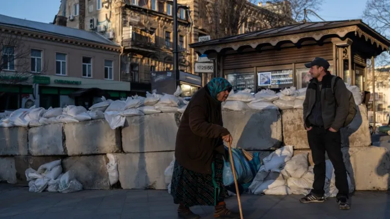 Rusi odvode stanovnike Mariupolja na područja pod ruskom kontrolom ili u samu Rusiju