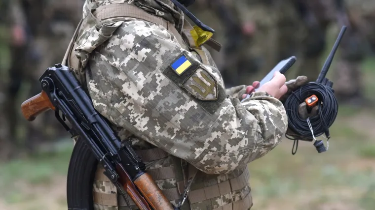 Lo&scaron;a komunikacija sabotira Ruse na bojnom polju: Kradu mobitele Ukrajincima, a ovi im onda presreću pozive&hellip;