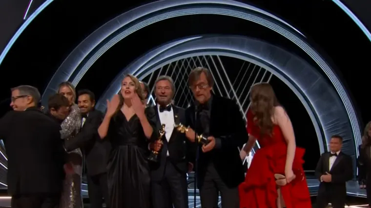 Na ovogodi&scaron;njim Oscarima nije nedostajalo iznenađenja, skandala, ali ni kića: 'Previ&scaron;e ogromnih dekoltea bespotrebnih'