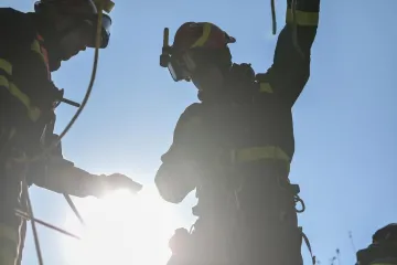 Veliki požar na obroncima Pobo&scaron;ke gore u Sloveniji: Dosad je izgorjelo pet vikendica