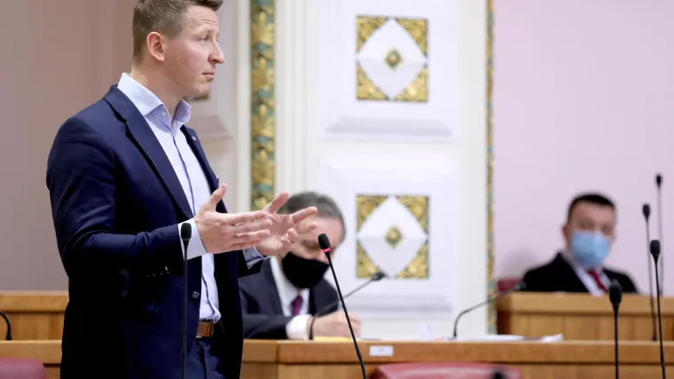 Ustavni sud privremeno zaustavio Vladinu Uredbu o pripajanju manjih vodovoda, gradonačelnici: 'Na&scaron;i argumenti ipak drže vodu'