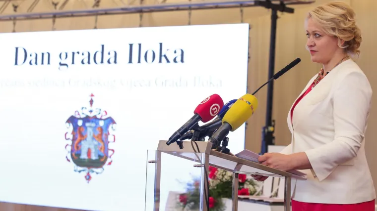 Iločka policija otkrila detalje sukoba u muzeju. Ravnateljica zbog navodnog nasrtaja gradonačelnice zatražila liječničku pomoć