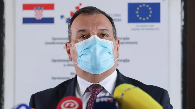 Bero&scaron;a upitali o gubitku ministarske fotelje: 'Nije bitno. Opravdao sam povjerenje do sada'