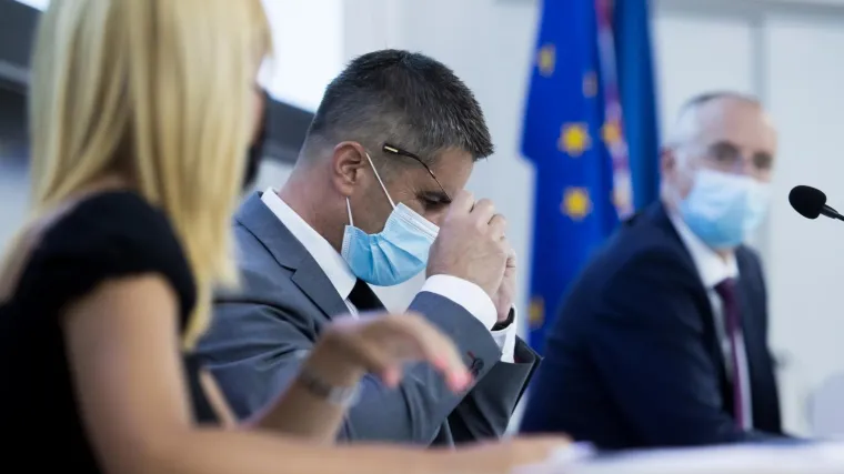 Mihanović uzvratio Puljku: 'Sve &scaron;to je kao ugledni profesor zamjerao drugima, sebi je kao lokalni &scaron;erif dozvolio'