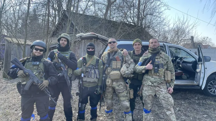 Američki dobrovoljac u Ukrajini postao hit na Twitteru: 'I opet su me ubili...'