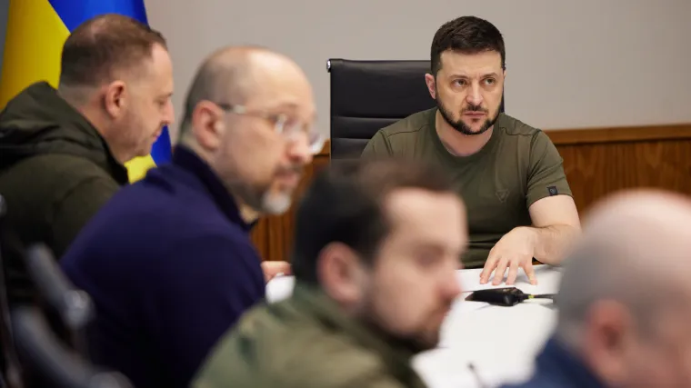 Ukrajina mjesečno tro&scaron;i do 10 milijardi dolara na rat, kažu. Unatoč napadu, na rasporedu porezna reforma