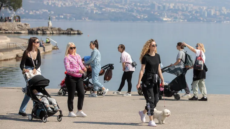Izdržite jo&scaron; malo jer idući tjedan vraćamo se proljeću. Temperature ponovno rastu i do 20 stupnjeva u hladu