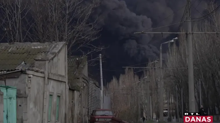 Sankcije, stradavanja, Zelenski moli za pomoć. 39 dan invazije Rusi razorili rafinerije, snimke iz oslobođene Buče obilaze svijet