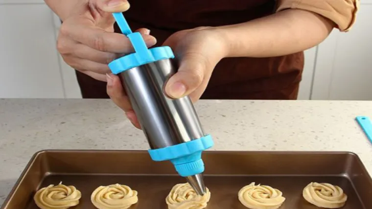 Potrebno vam je samo ovih 5 dijelova kako bi neodoljive domaće slastice krasile i va&scaron; stol