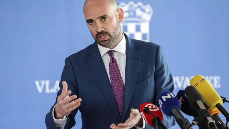 Imovinska kartica ministra Paladine: Mjesečni prihodi su mu oko 115 tisuća kuna, a za kredite izdvaja vi&scaron;e od 50 tisuća!