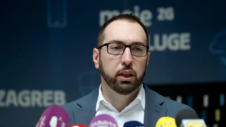 Tomislav Toma&scaron;ević o potpunom otvaranju terasa: 'Razumijemo cijelu epidemiolo&scaron;ku situaciju. Ima dosta stvari...'