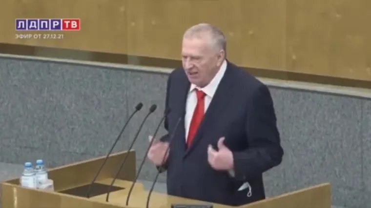 Preminuo ruski desničar poznat po prijetnjama nuklearnim oružjem. Putinu je bio koristan, uspoređivao se s Trumpom