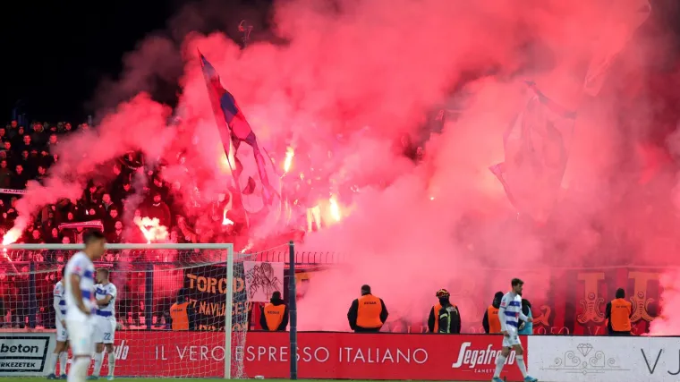 Hajduk zaradio ogromnu kaznu zbog pirotehnike u Osijeku, kažnjena jo&scaron; tri kluba