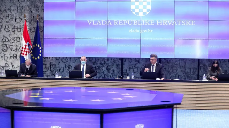 Plenković: 'Epidemiolo&scaron;ke mjere su relaksirane, život se vraća u normalan tijek'