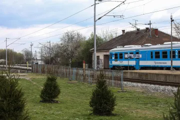 Zadobila teške ozlijede: U Dugom Selu na 23-godišnjakinju naletio putnički vlak