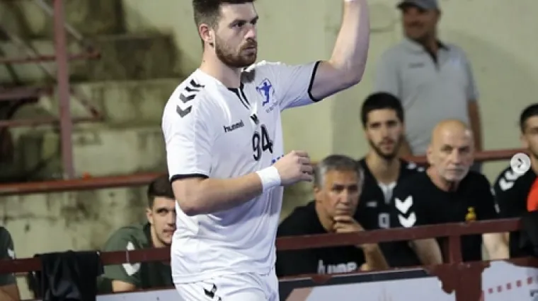 Hrvatski rukometa&scaron; Denis Tot preminuo je u makedonskoj bolnici