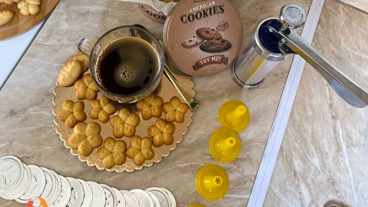 Jedan set za 20+ različitih oblika kolačića i keksića