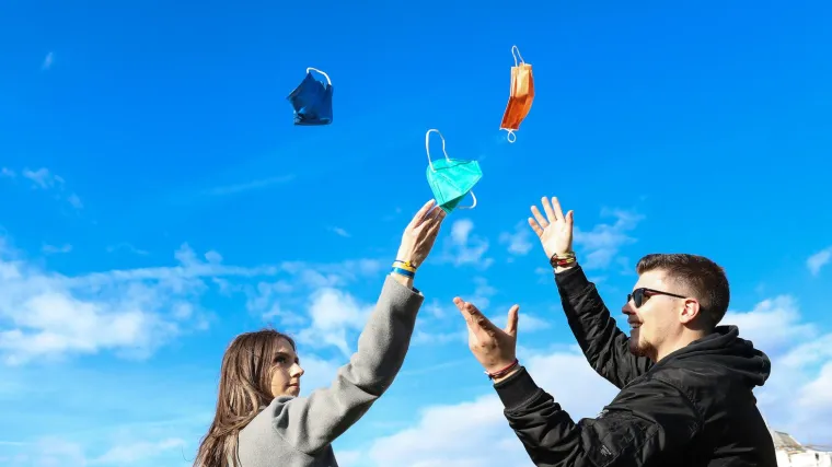 Od danas živimo po 'starom normalnom', ukinute gotovo sve mjere: Na nekim mjestima maske su i dalje nužne