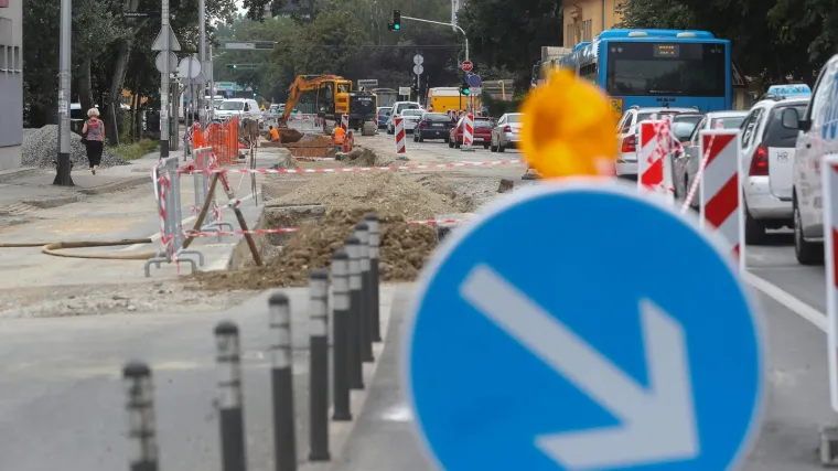 Stiglo upozorenje iz Grada Zagreba: Zatvara se dio velikog raskrižja, moglo bi doći do poteškoća u prometu