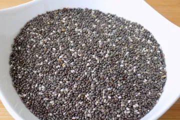 Zašto i kako pripremiti chia sjemenke s vodom?