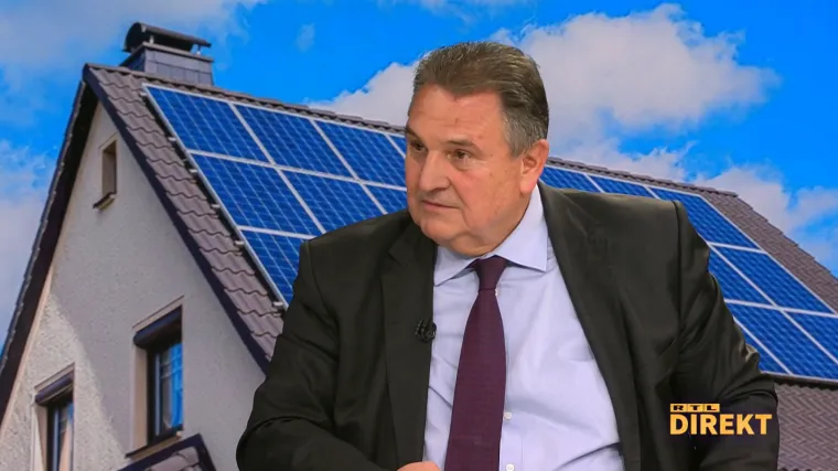 Čačić u Direktu nahvalio Milo&scaron;evića, Aladrovića, ali i Božinovića. 'Paladina? Prvi ga put vidim'. Analizirao rekonstrukciju, ali i izložio svoj solarni plan