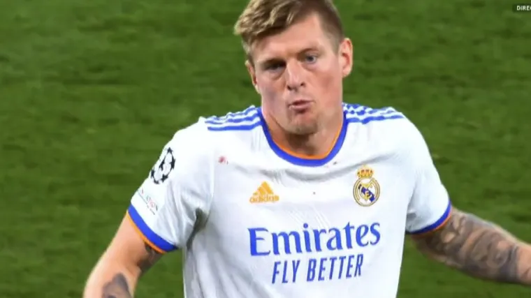 Jeste li primijetili &scaron;to je Kroos napravio na utakmici s Chelseajem? Ovaj detalj je zbog Luke Modrića gotovo svima promakao