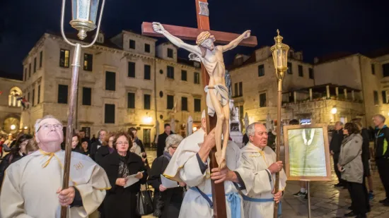 Znate li za&scaron;to postimo na Veliki petak? Donosimo vam recepte za ono &scaron;to se smije jesti