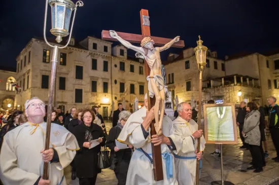 Znate li za&scaron;to postimo na Veliki petak? Donosimo vam recepte za ono &scaron;to se smije jesti