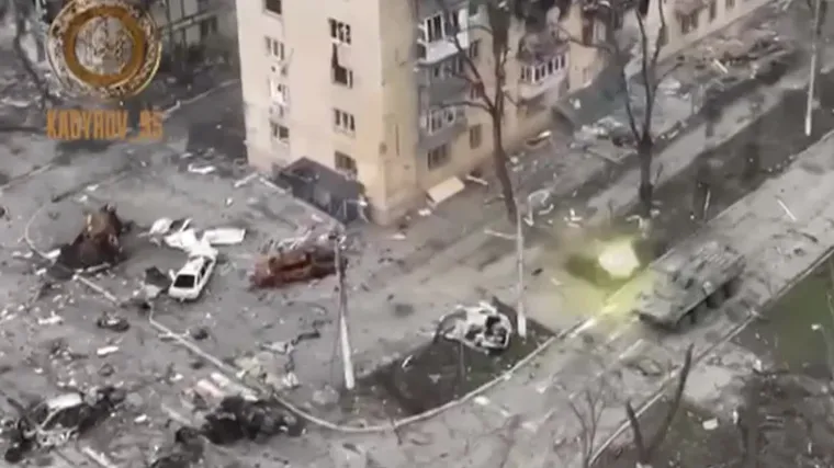 Putinova vojska raketira Ukrajinu i iz Bjelorusije. A mama plače nad mrtvim sinom: 'Otvori oči, moj zeko, molim te!'