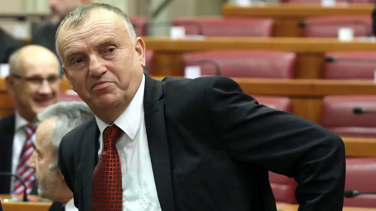 I general Kre&scaron;ić povukao potporu Perkoviću i Mustaču: 'Ne želim biti uzrok podjela. Ali i dalje cijenim njihov doprinos'