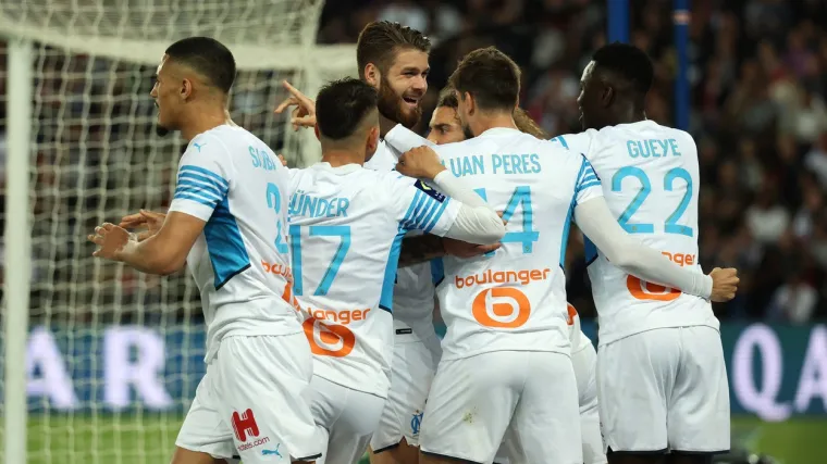 PSG pobijedio Marseille, Ćaleta-Car zabio u najvećem francuskom derbiju