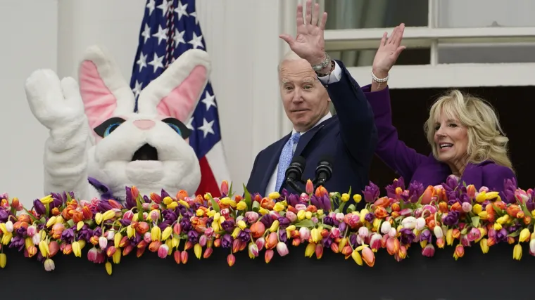 I dalje čudno i nesuvislo pona&scaron;anje američkog predsjednika, utjecalo je i na to da sada ima lo&scaron; rejting