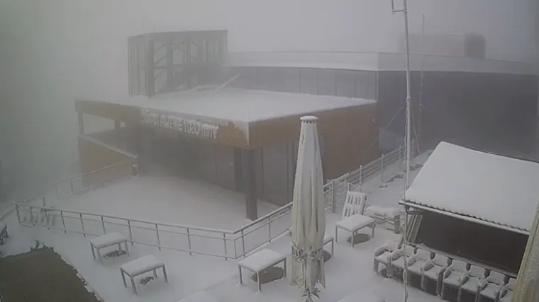 Kao da smo usred zime, snijeg zabijelio dijelove Hrvatske: Poznato i kada se očekuje zatopljenje