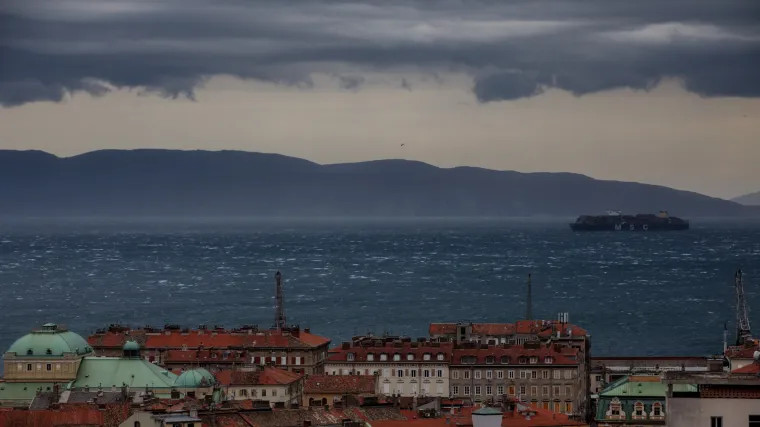 Diže se temperatura, ali spu&scaron;ta se ki&scaron;a: Danas moguća je grmljavina, a čeka nas nestabilan vikend