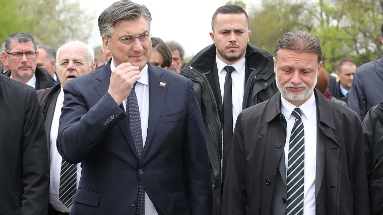 Plenković iz Jasenovca o Milanoviću: 'Pratite li &scaron;to sam rekao? To se može nazvati patolo&scaron;kim laganjem'
