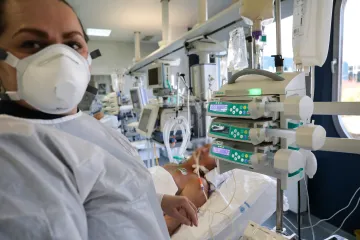 Proglašen rekorder, 505 dana bolovao je od COVID-a prije nego je umro: 'Takvi slučajevi često su izvor mutacija korone'