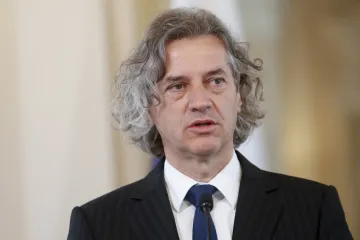 Golob: 'Uklanjanje žice s Hrvatskoj jedan od prvih konkretnih slučajeva kojih ćemo se uhvatiti tijekom ljeta'