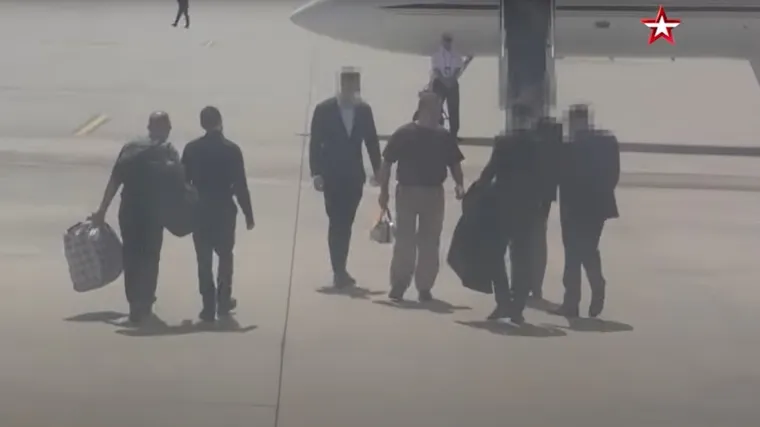 VIDEO Kao u Hladnom ratu SAD i Rusija razmijenili zatvorenike na aerodromu. Pogledajte koji je u boljem stanju