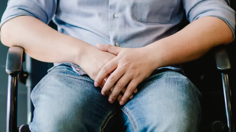 Simptomi na temelju kojih ćete prepoznati rane znakove raka testisa: Ako je osjetite, odmah liječniku