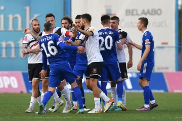 Slaven dramatično slavio u Koprivnici: Nevjerojatne scene, VAR kiksao, 15 minuta produžetaka i dva poništena gola